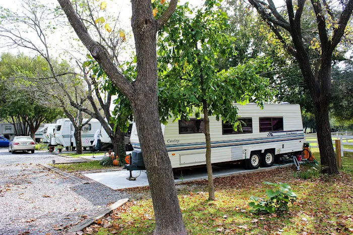 Meadowview Mobile Home & RV Picture 4