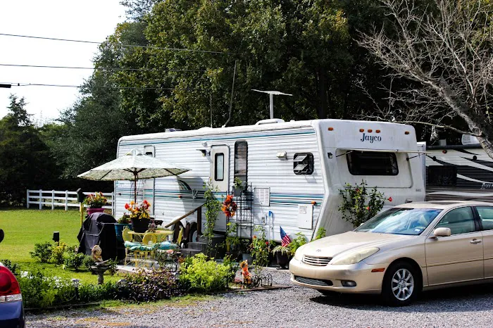 Meadowview Mobile Home & RV Picture 5