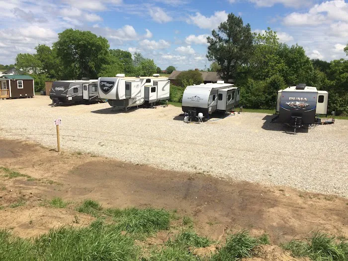 Green Acres RV Park Picture 5