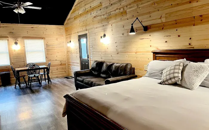 Hugo RV Park Picture 9