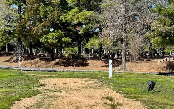 Hugo RV Park Picture 4