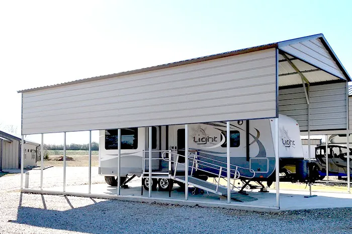Hugo RV Park Picture 7