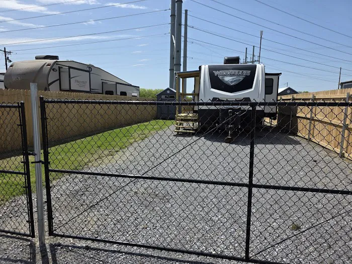 Cedar Meadow RV Park Picture 4