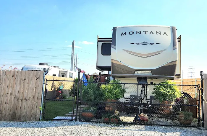 Cedar Meadow RV Park Picture 7