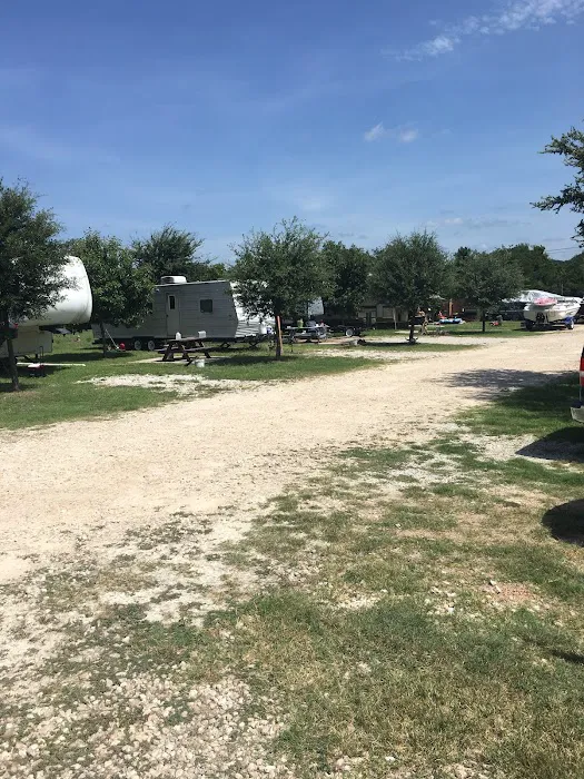 Happy Campers RV Park Picture 10