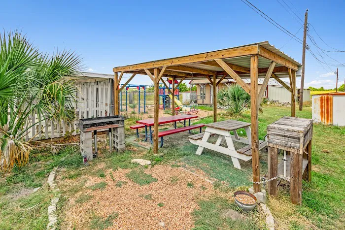 Evergreen Estates MHC Picture 5