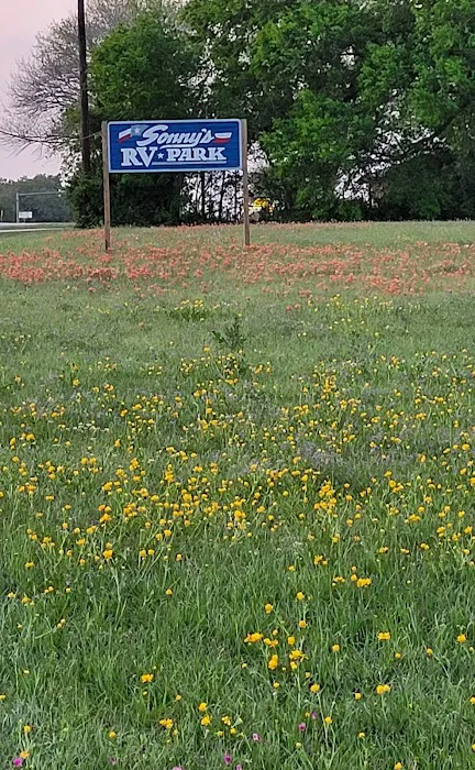 Sonny's RV Park Picture 3