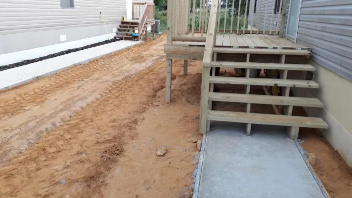 Grandpa's Mobile Home Park Picture 4