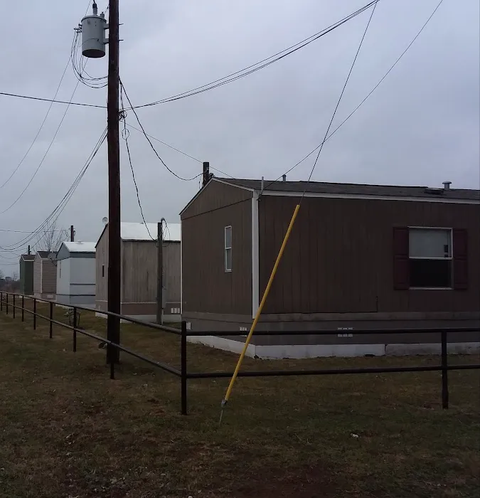 Grandpa's Mobile Home Park Picture 9