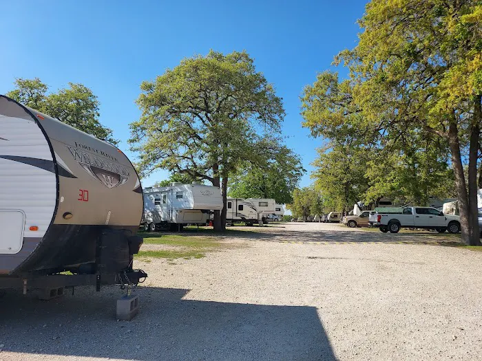 Shady Grove RV Park Picture 5
