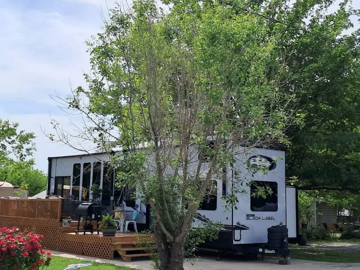 Gallagher Acres RV Park Picture 3