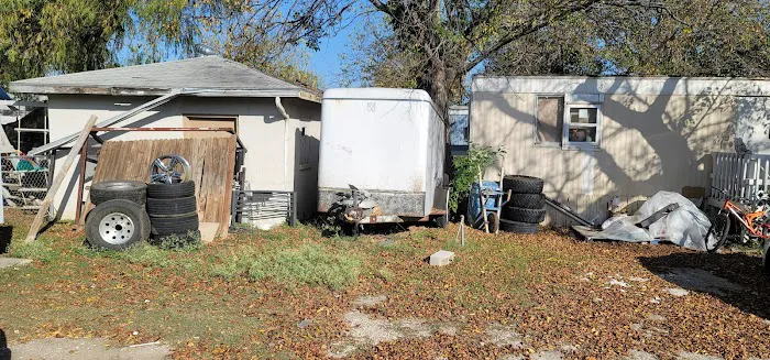 Peach Street Mobile Home Park Picture 3