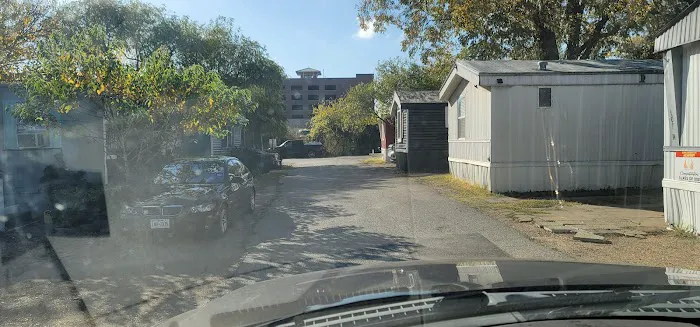 Peach Street Mobile Home Park Picture 1