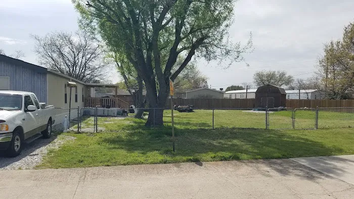 Golden Triangle Estates Picture 9