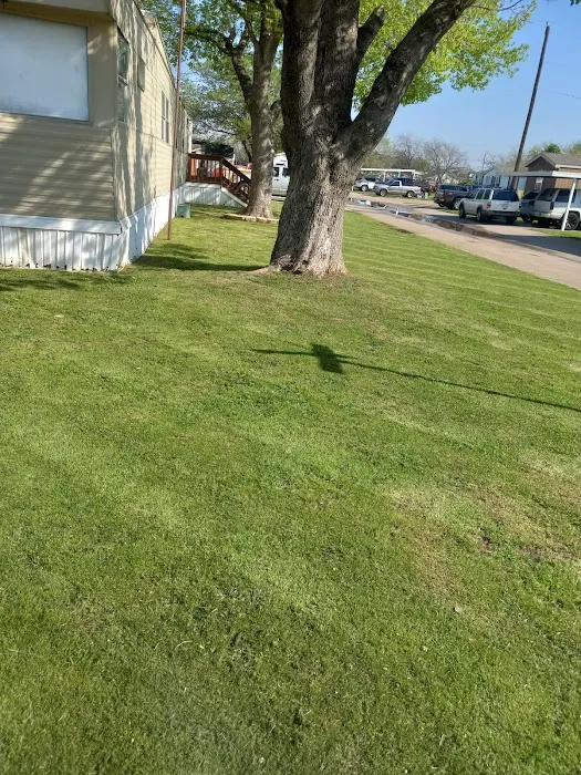 Golden Triangle Estates Picture 3