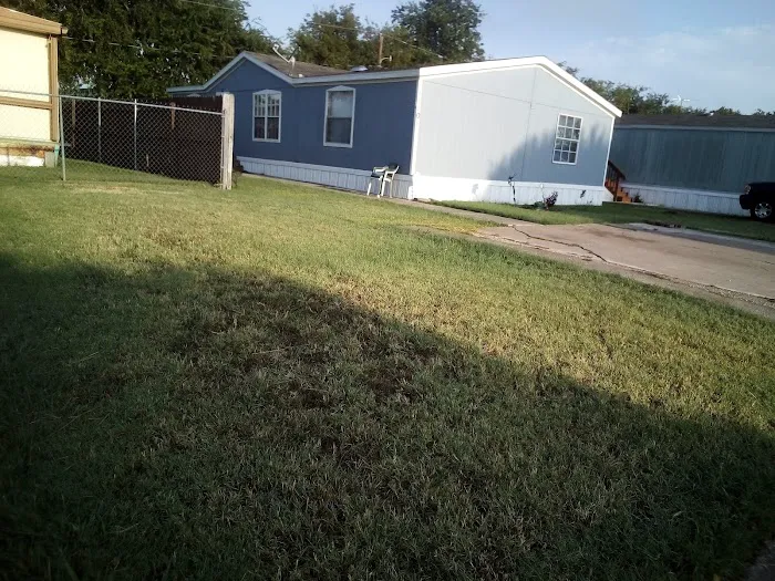 Lexington Place Picture 3