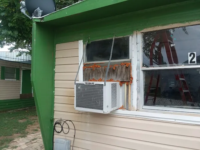 Azle Ave Mobile Home Park Picture 3