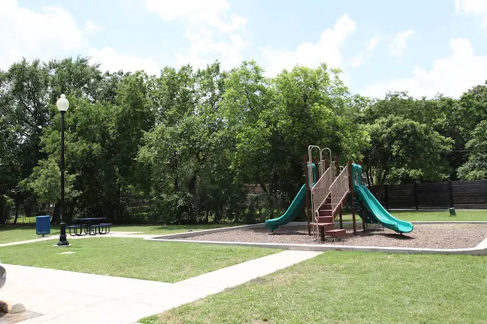 Brookside Manufactured Home Community Picture 6