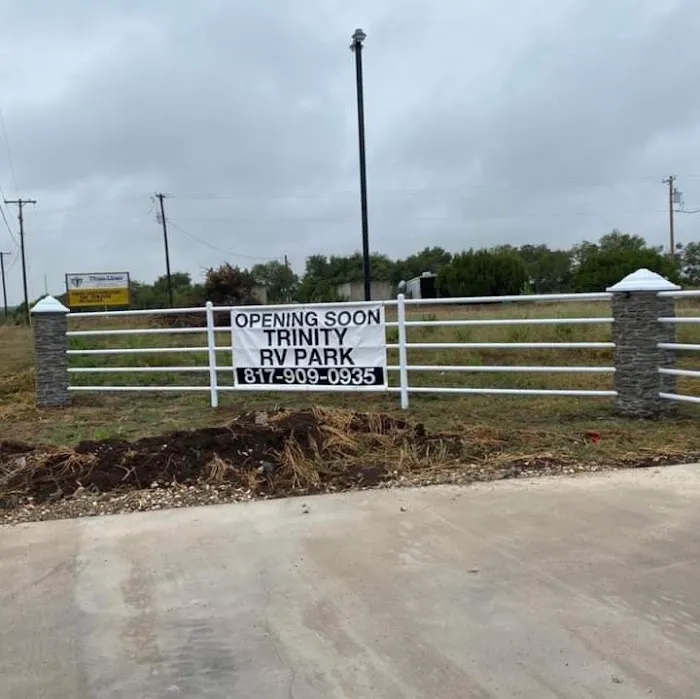 Trinity RV Park Picture 6