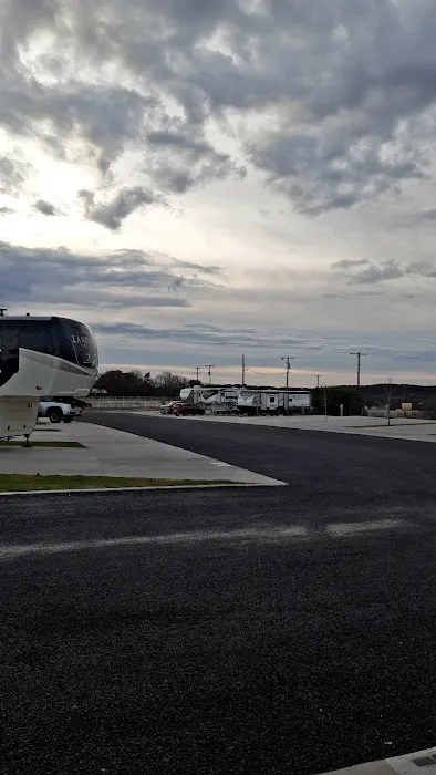 Trinity RV Park Picture 8