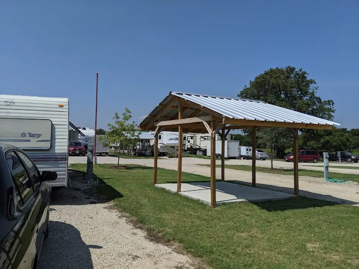 Mustang RV Park Picture 2