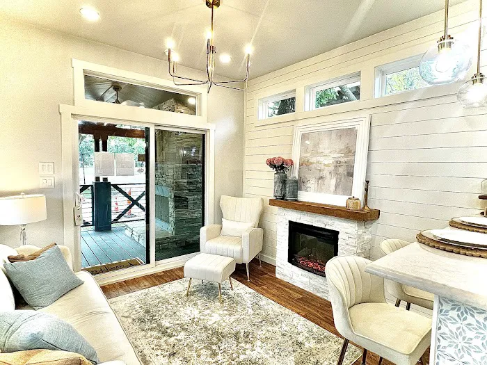 Liberty Tiny Village Picture 4