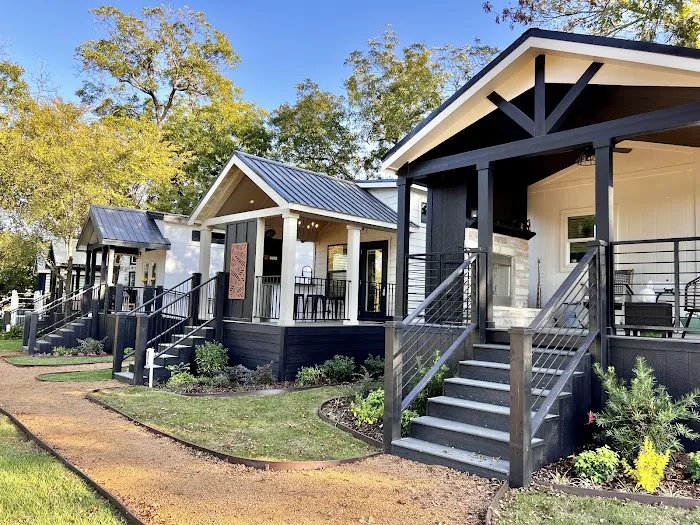 Liberty Tiny Village Picture 9