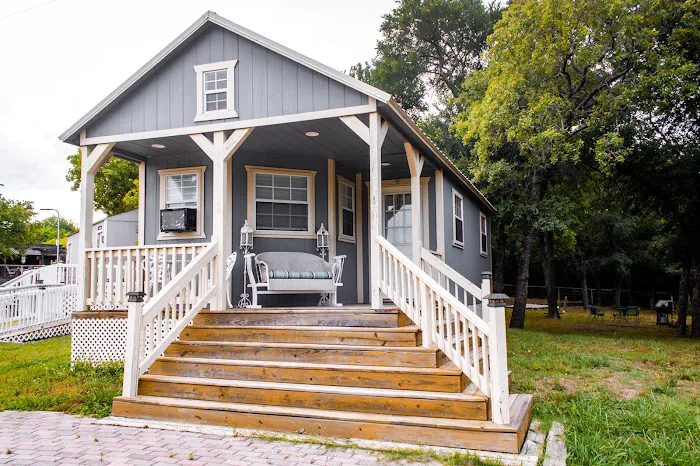 Waterfront Hideaway Ranch RV Park Picture 5