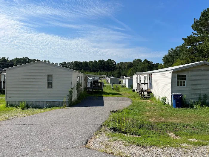 All Seasons Mobile Home Community Picture 3