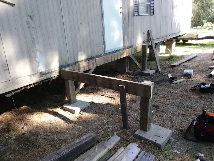 Dixon Manor Mobile Home Park Picture 4