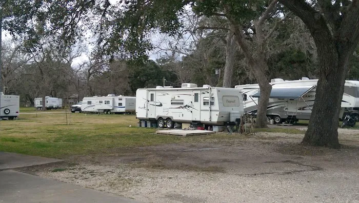 Bronco Bend RV Park Picture 9