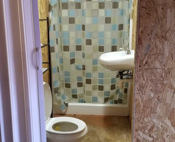 River City RV Home Rentals Picture 7