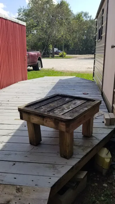 River City RV Home Rentals Picture 4