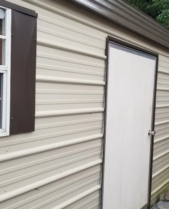 River City RV Home Rentals Picture 6