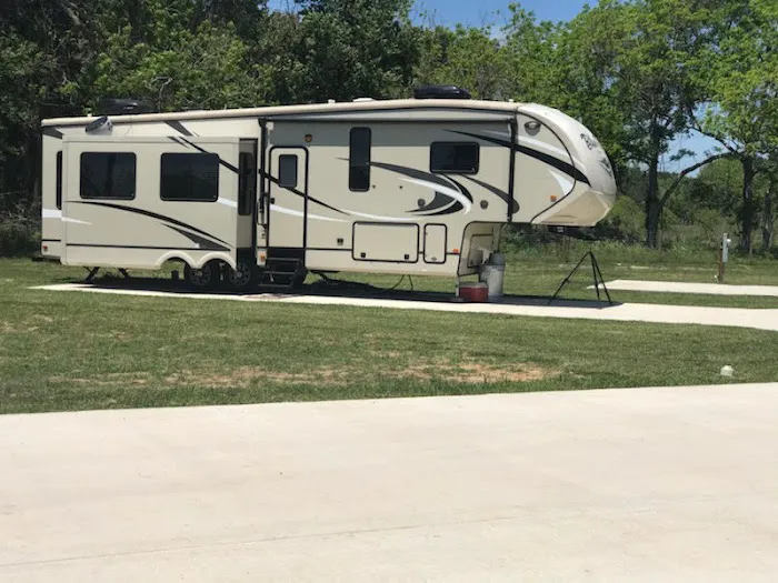 Bulldog RV Park Picture 6