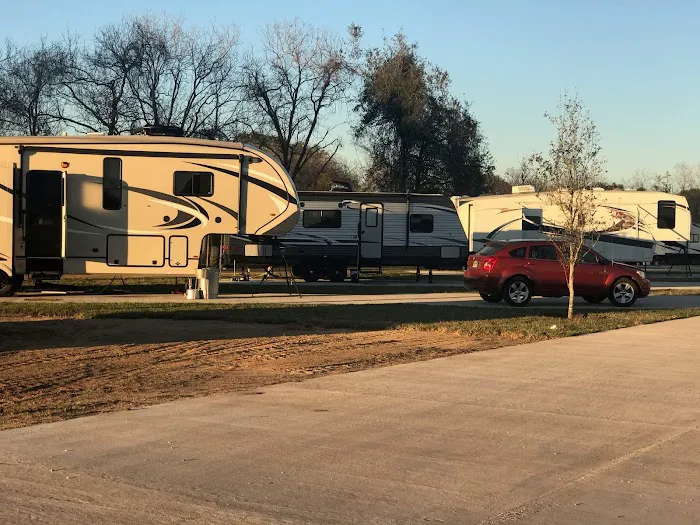 Bulldog RV Park Picture 7