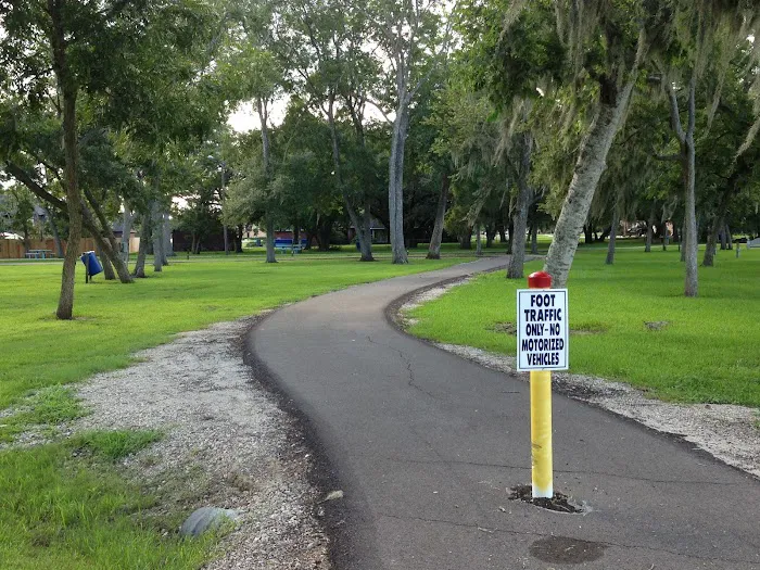 The Backyard RV Park - Sweeny/Old Ocean/Van Vleck/West Columbia/Bay City/Freeport Picture 7