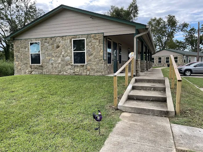 Sleepy Hollow RV Park Picture 8