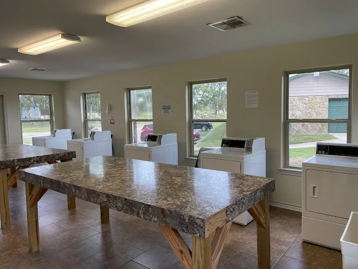 Sleepy Hollow RV Park Picture 1