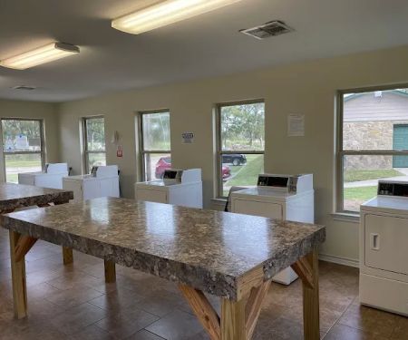 Sleepy Hollow RV Park