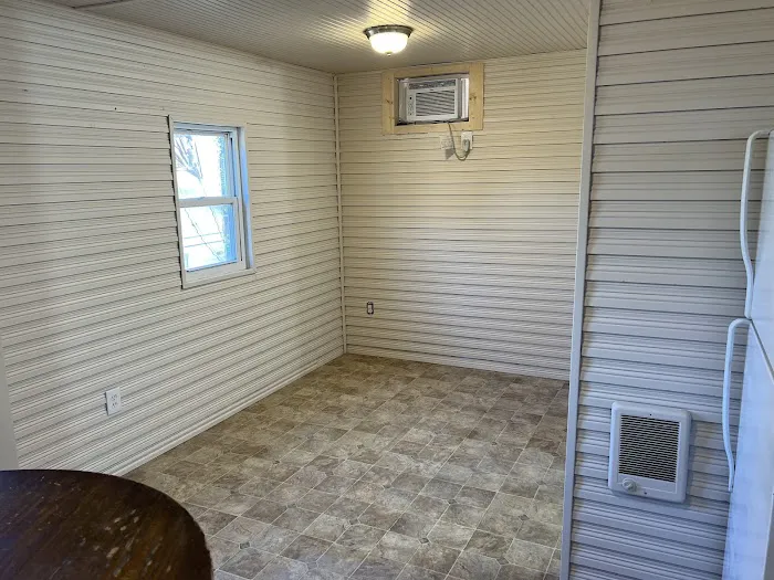 Tiny home or RV or Trailer Spaces Van Vleck, TX Picture 3