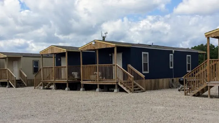 Fountain Grass RV Park and Cabins Picture 6