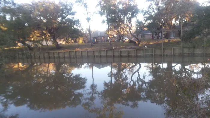 Bayou Oaks RV Park by QRV Picture 3