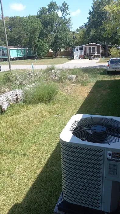 Creekside Mobile Home Park Picture 9