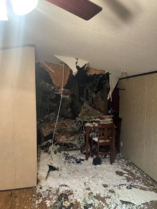 Creekside Mobile Home Park Picture 5