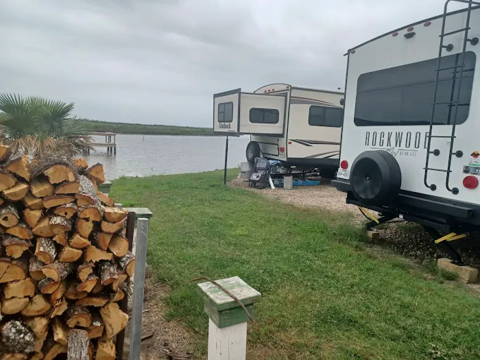 Fish Camp RV Park Picture 5