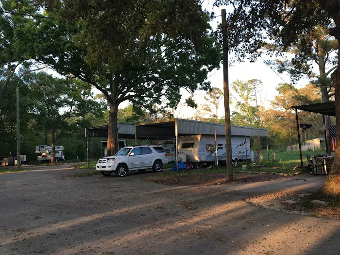 Paradise Lost RV Park Picture 8