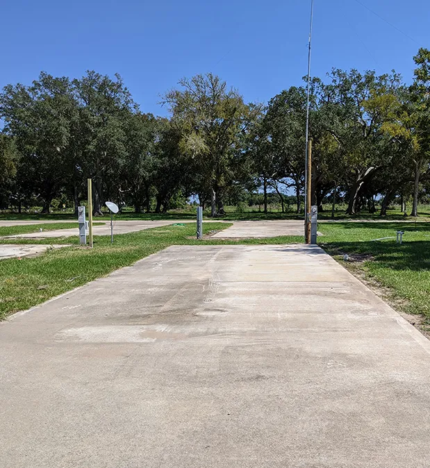 Quilly's Cozy Traveler RV Park Picture 5