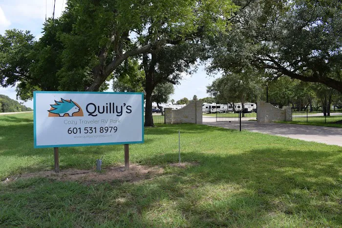 Quilly's Cozy Traveler RV Park Picture 6