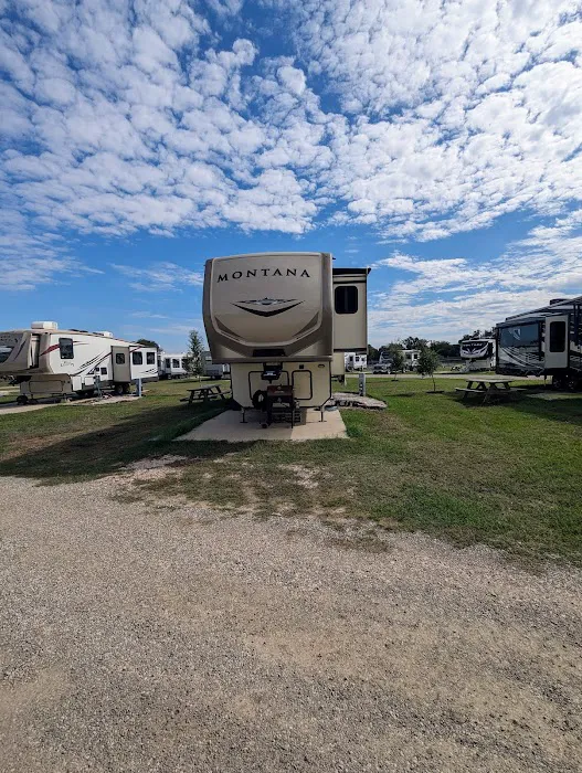 Elm Creek RV Park Picture 10